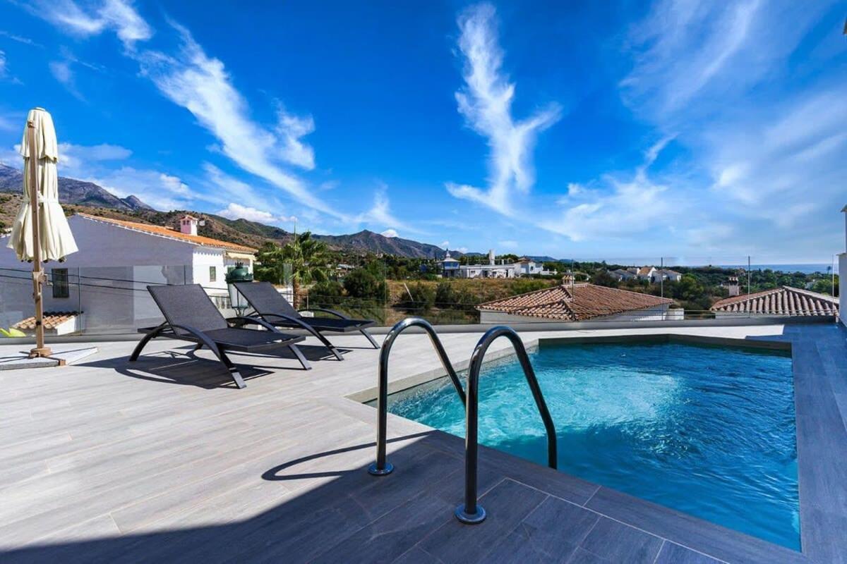 Appartamento Royal Palm Nerja Esterno foto